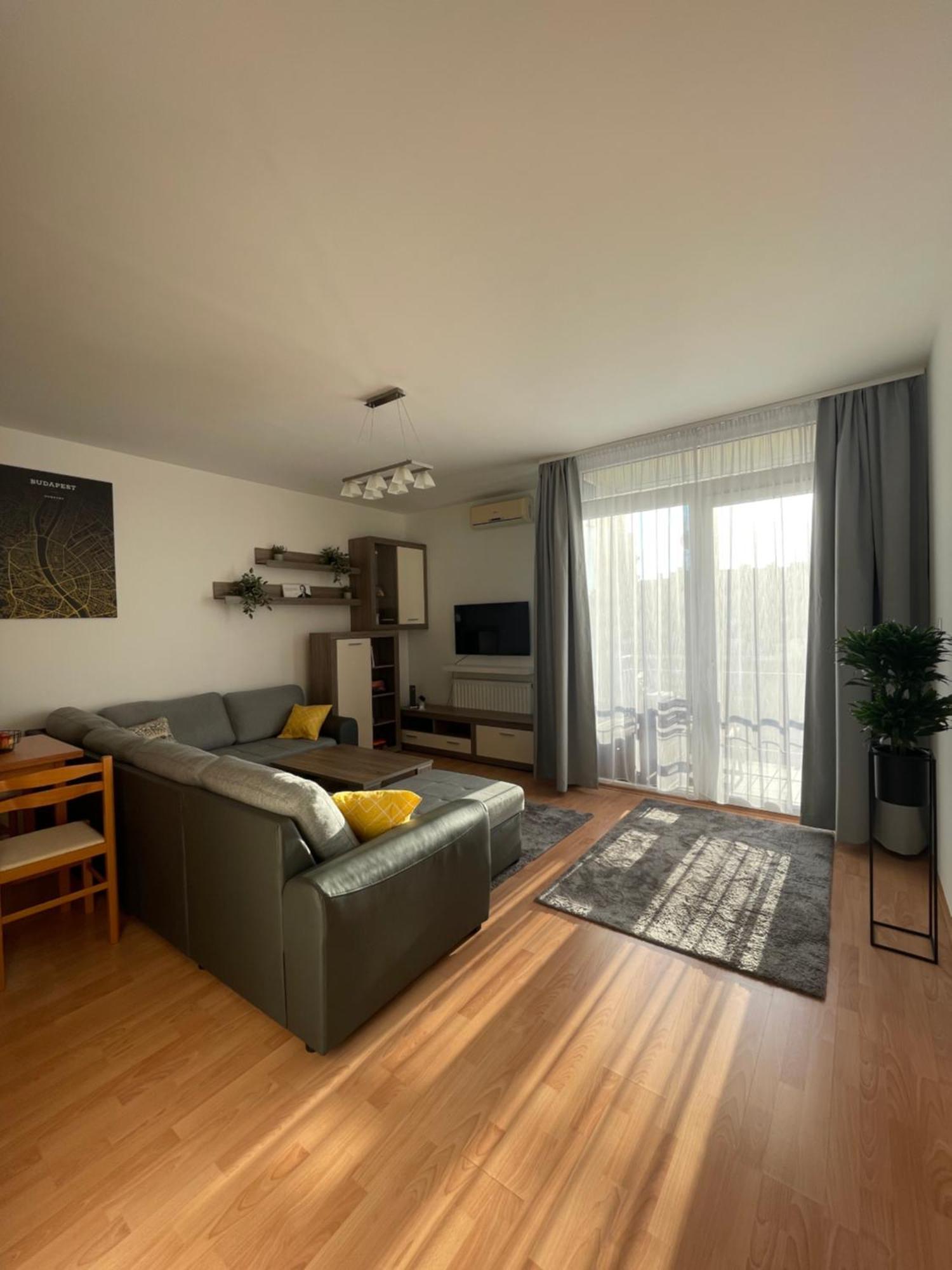 Sunlight - Free Garage Parking Apartman